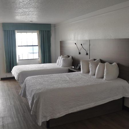 Baymont By Wyndham Hotel Fort Stockton Exterior photo
