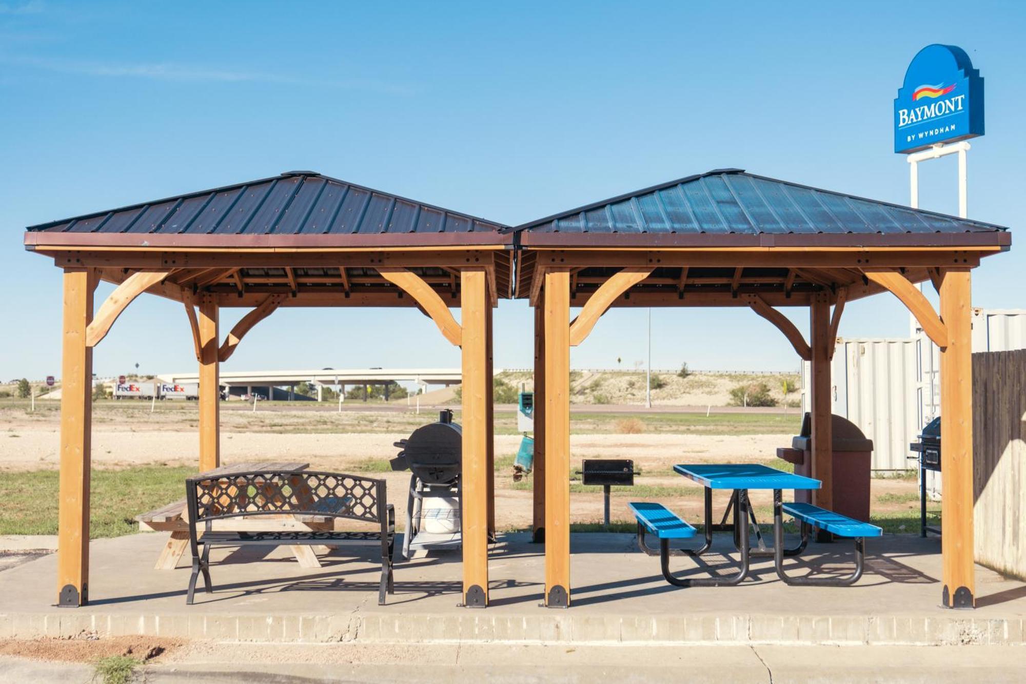 Baymont By Wyndham Hotel Fort Stockton Exterior photo