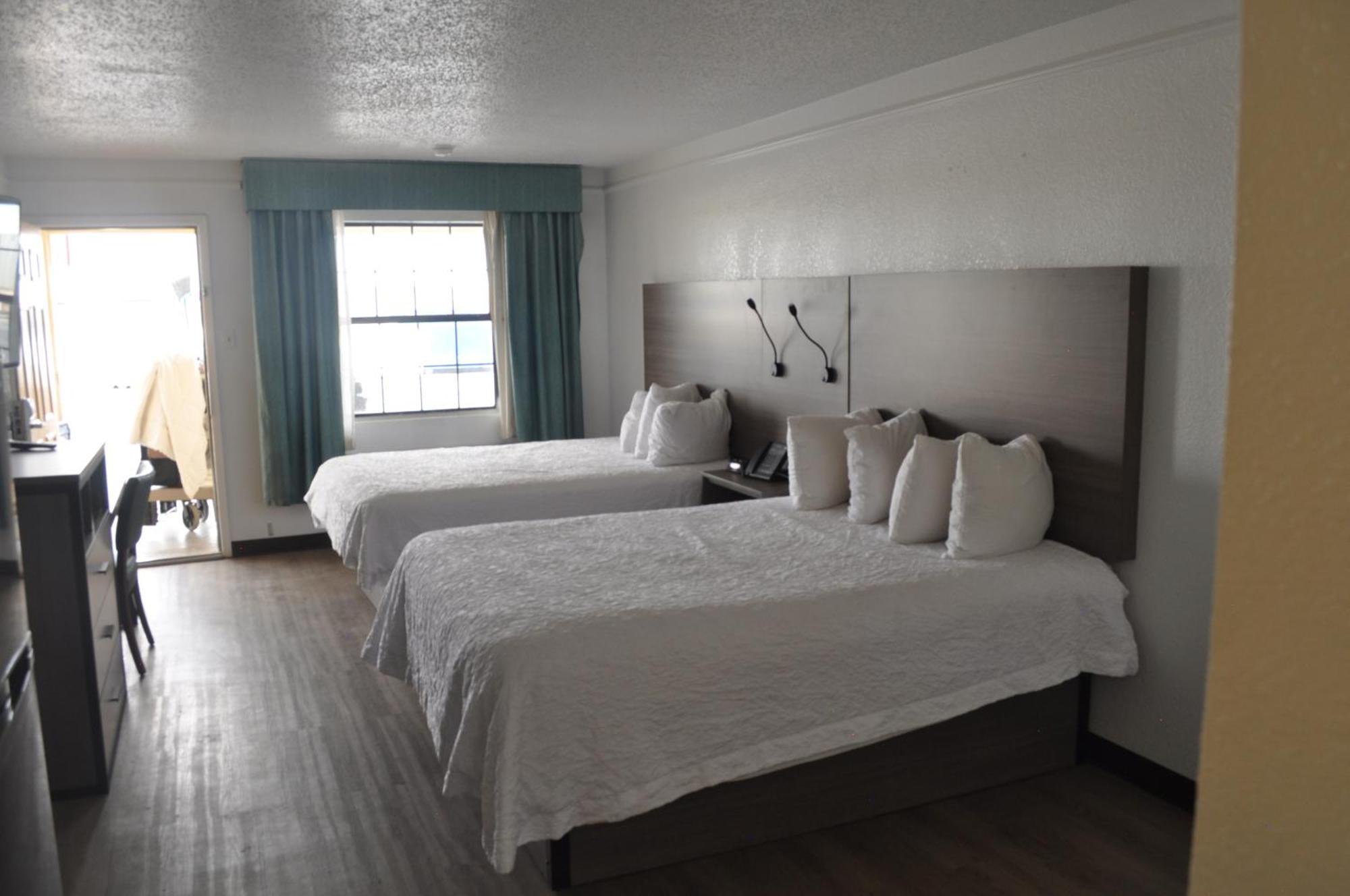 Baymont By Wyndham Hotel Fort Stockton Exterior photo